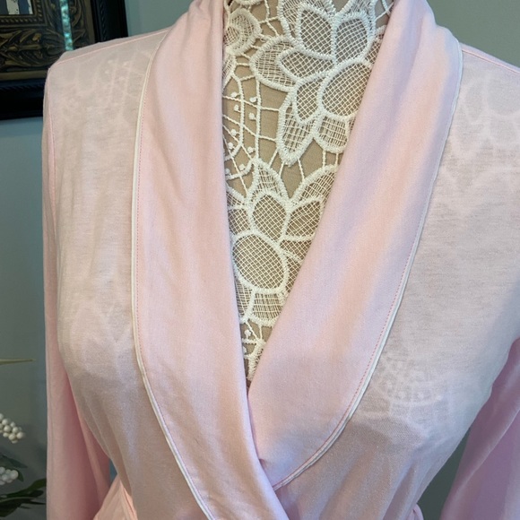 Victoria’s Secret Lightweight Cotton Robe - Picture 3 of 5